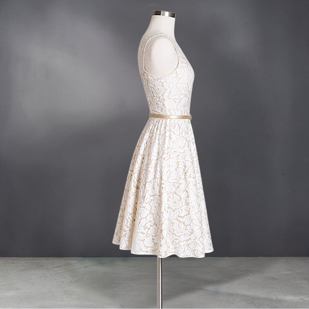 Jessica Howard Sleeveless Cream Lace Fit-and-Flare Dress - Picture 7 of 11